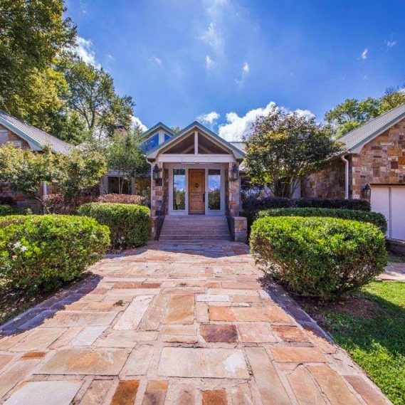 Chateau on the Little Red River Heber Springs Lake and River Vacation